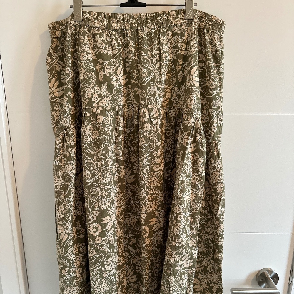 FatFace Floral Khaki Green Midi Skirt